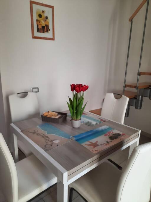 Stylish Loft Trivano Cagliari 2 Beds/2 Bath Luaran gambar